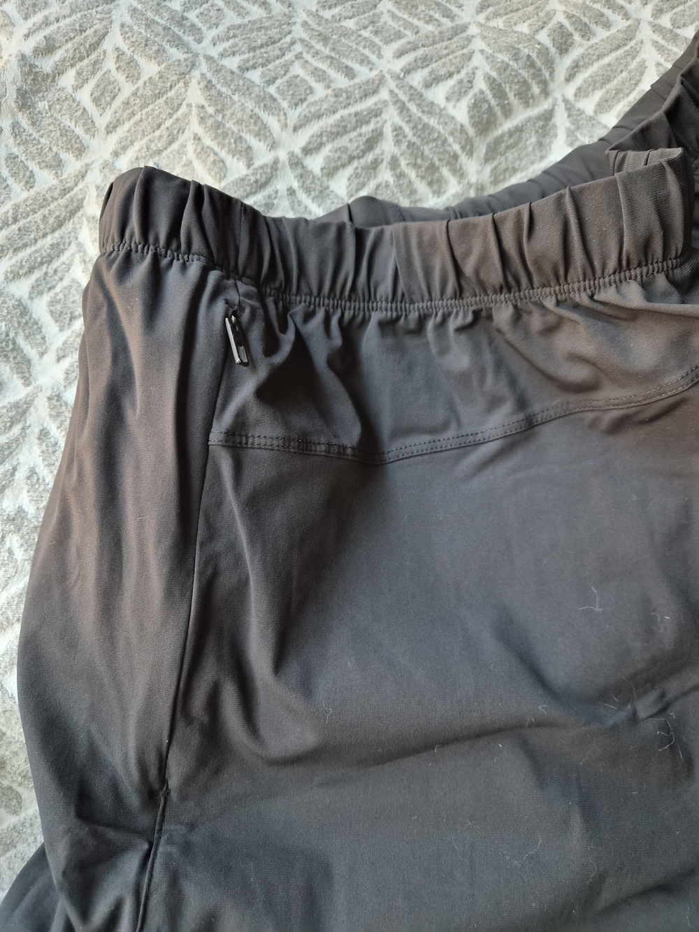 Fabletics The One 5" Short - Black - Picture 5 of 6